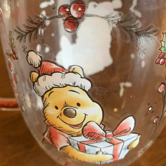 Disney Christmas Winnie the Pooh with Presents Glass Mug Glitter Handle - Picture 3 of 5